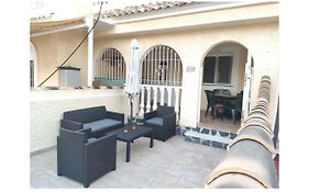 Bungalow Acogedor En Gran Alacant